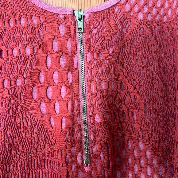 Eyeshadow Burgundy Lace Tank Top - Picture 4 of 4